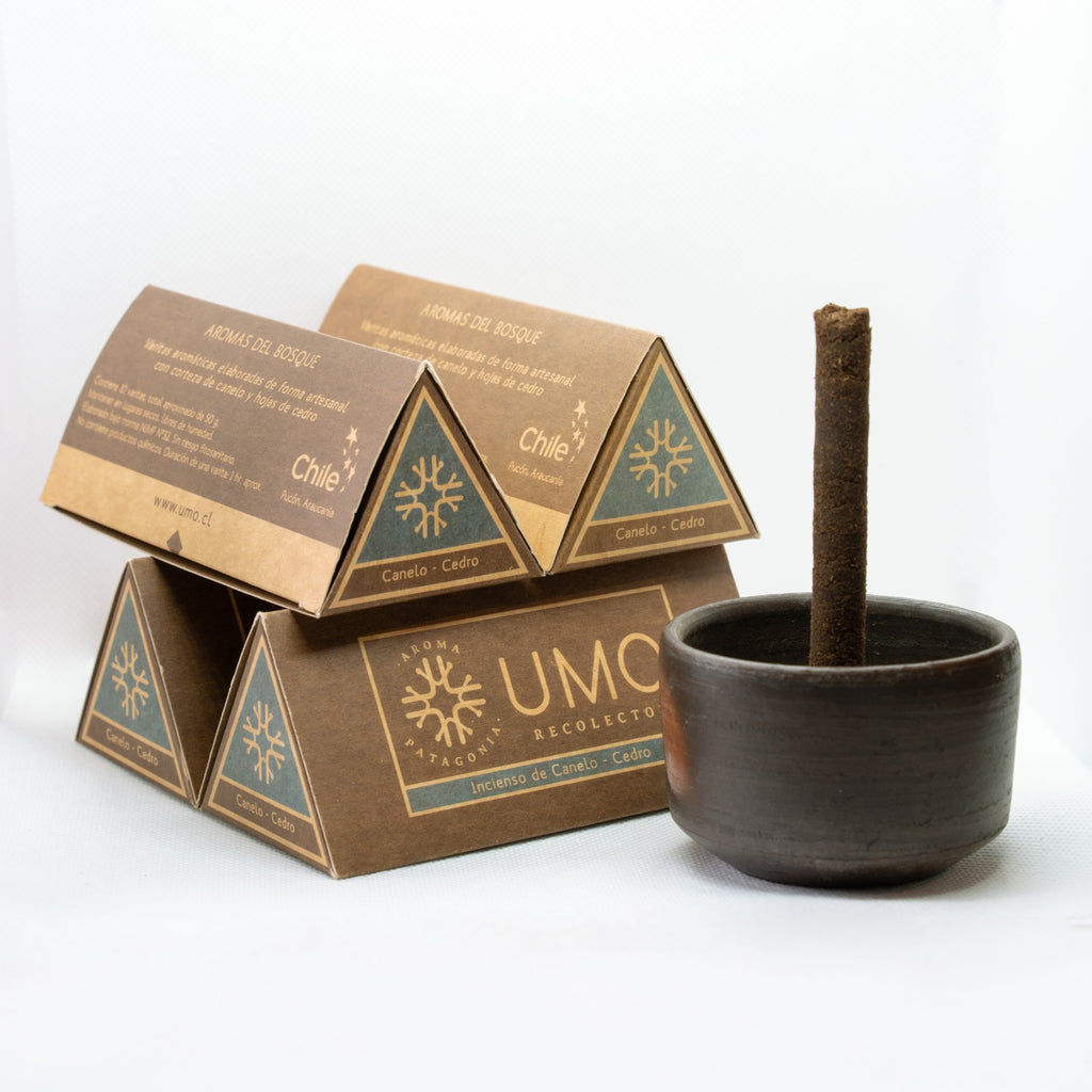 Kit Greda con portaincienso de cerámica y 4 cajas de incienso Canelo y Cedro · Umo Recolector